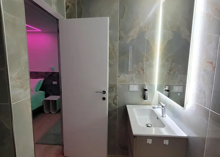 Πανσιόν Top1 Luxury 4*