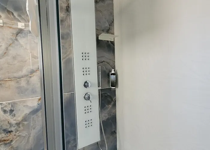 Top1 Luxury Πανσιόν 4*