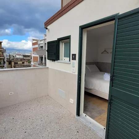 Pensión Top1 Templum Luxuriae 4*