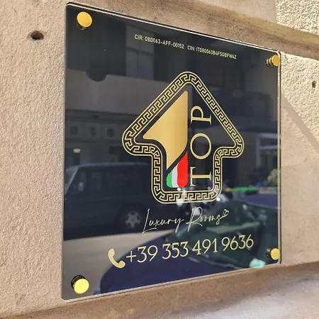 Pensión Top1 Templum Luxuriae Reggio Calabria